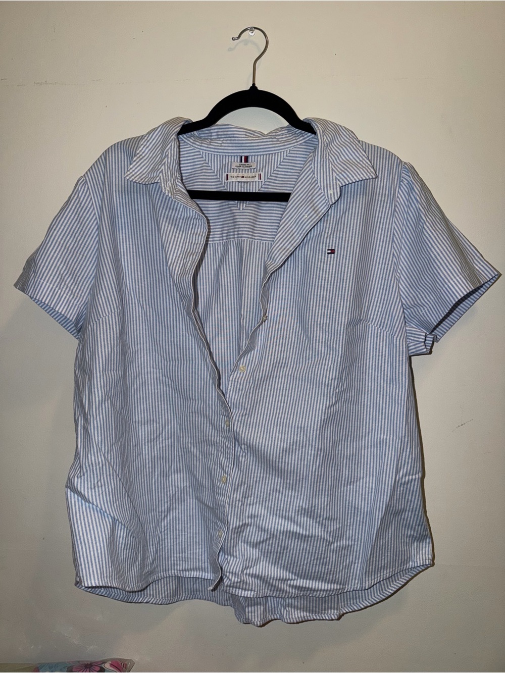 Tommy Hilfiger Woman’s Light Blue & White Striped Short-Sleeve Button-Down Shirt